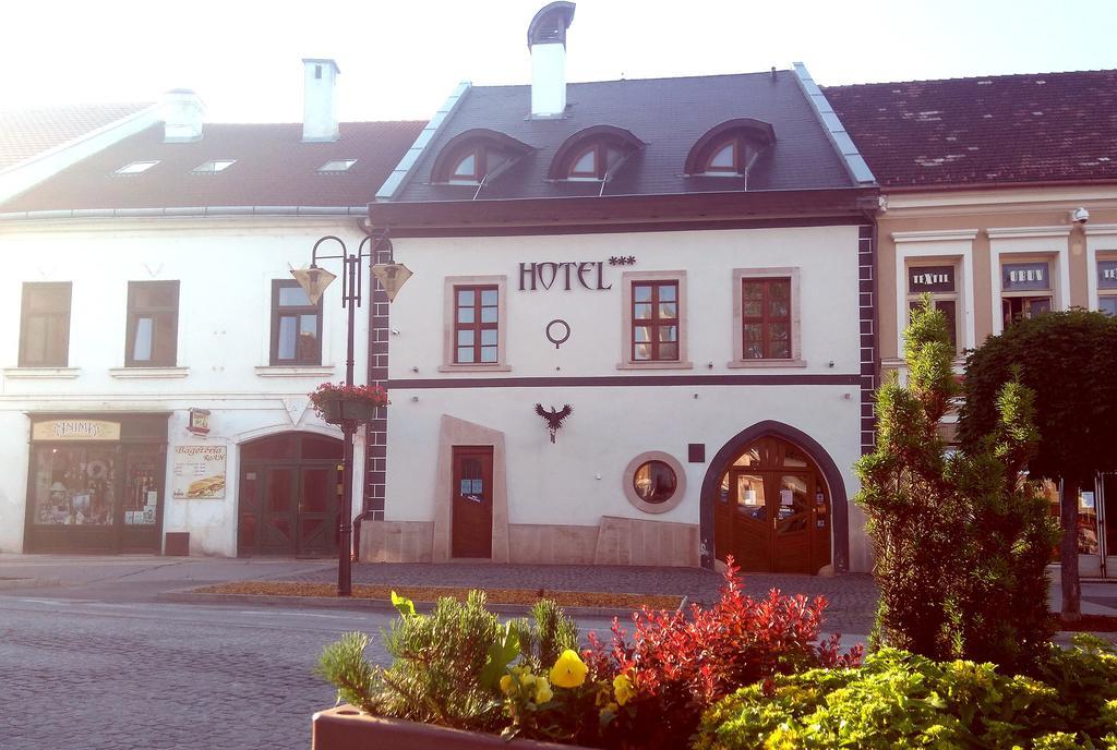 Hotel Cierny Orol Rožňava Bagian luar foto